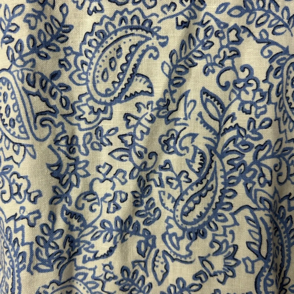 J. McLaughlin Blue Riviera 100% Linen Dress
paisley pintuck Dress size XS - Picture 9 of 9